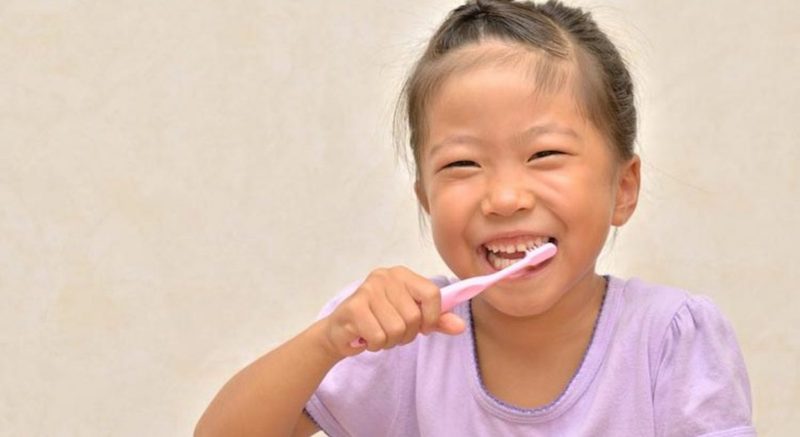 Cuidados essenciais para os dentes das crianças