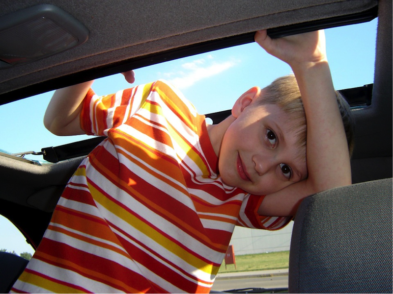 Como deixar a viagem de carro divertida com crianças?
