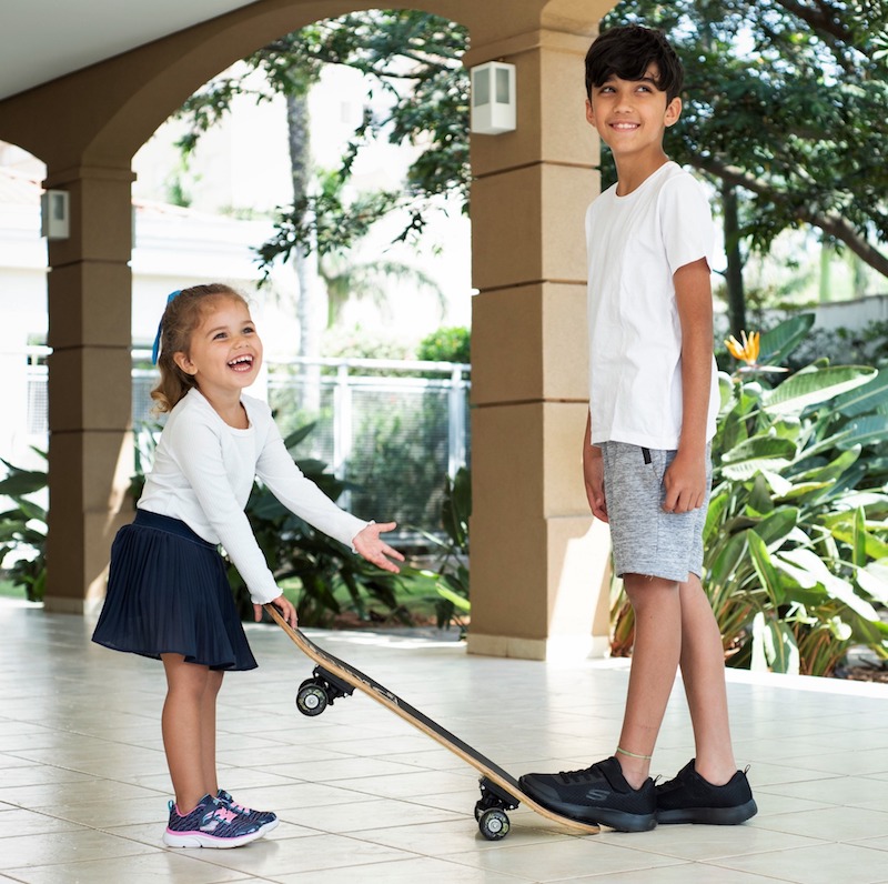 Skechers apresenta linha de tênis infantis para o retorno às aulas presenciais