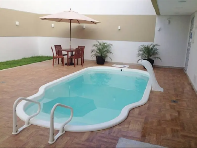 piscina de fibra
