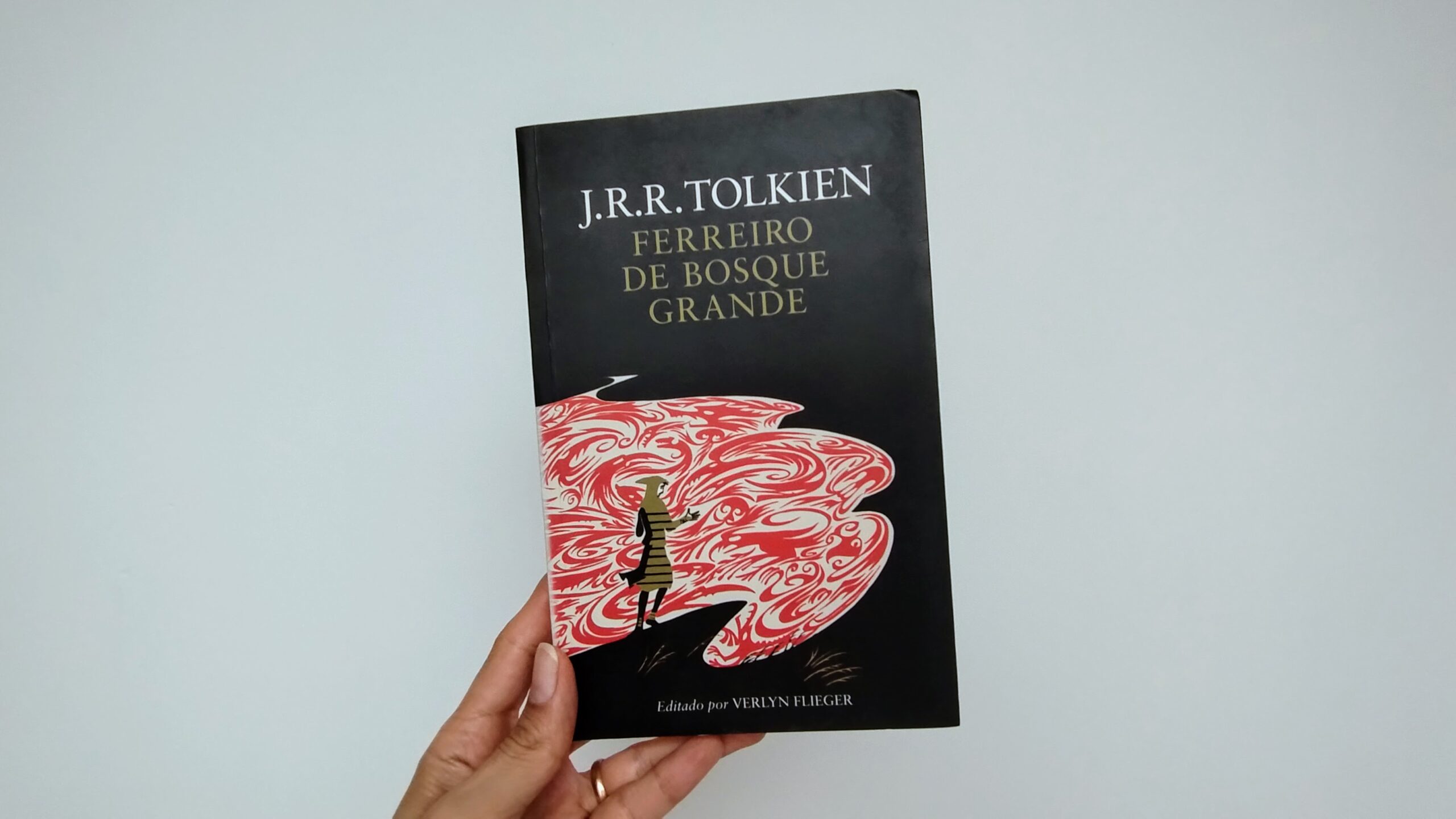 Resenha de “Ferreiro de Bosque Grande” de J.R.R. Tolkien – para crianças e adultos