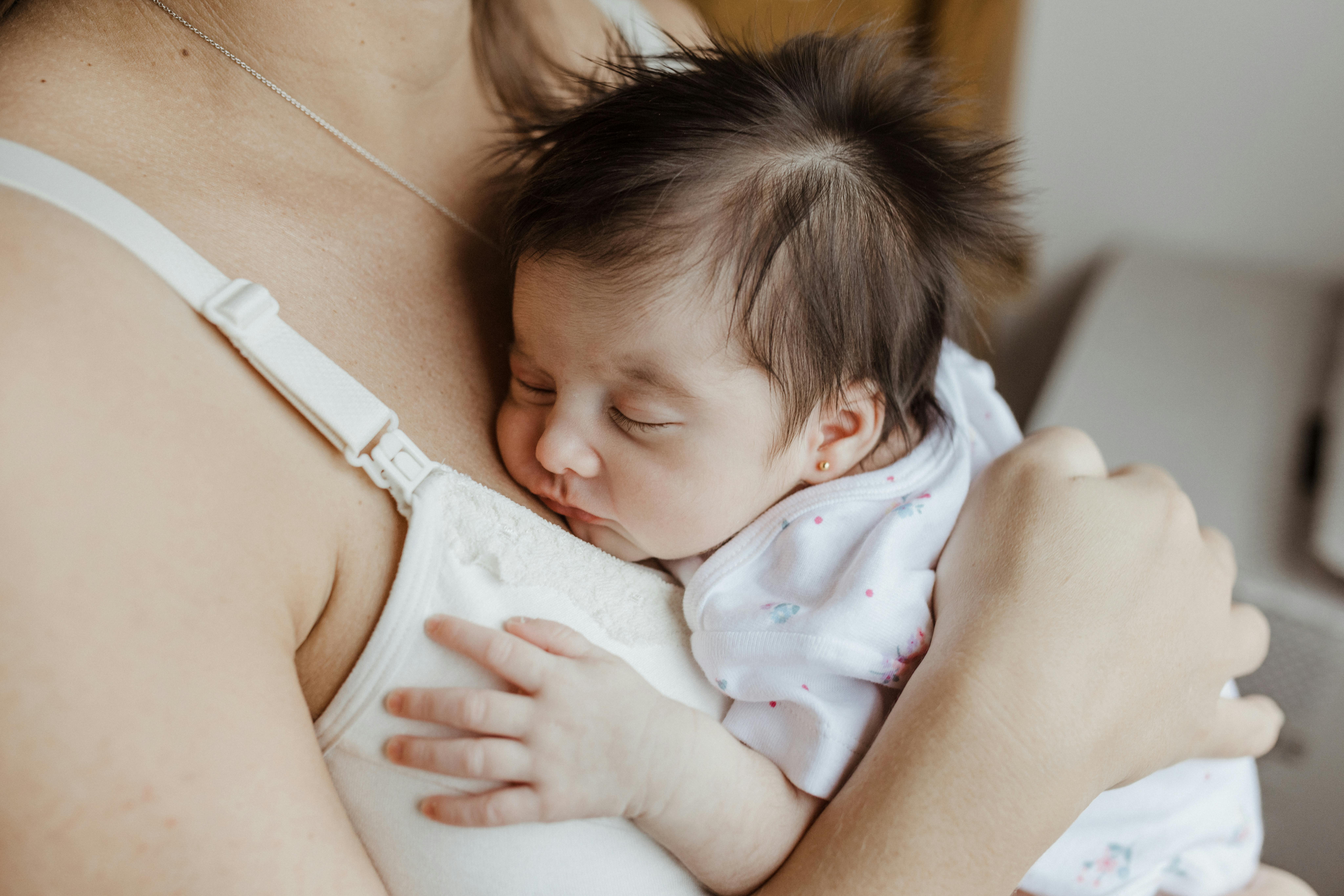 Como Acalmar o Choro do Bebê Recém-Nascido: Dicas Infalíveis para os Pais